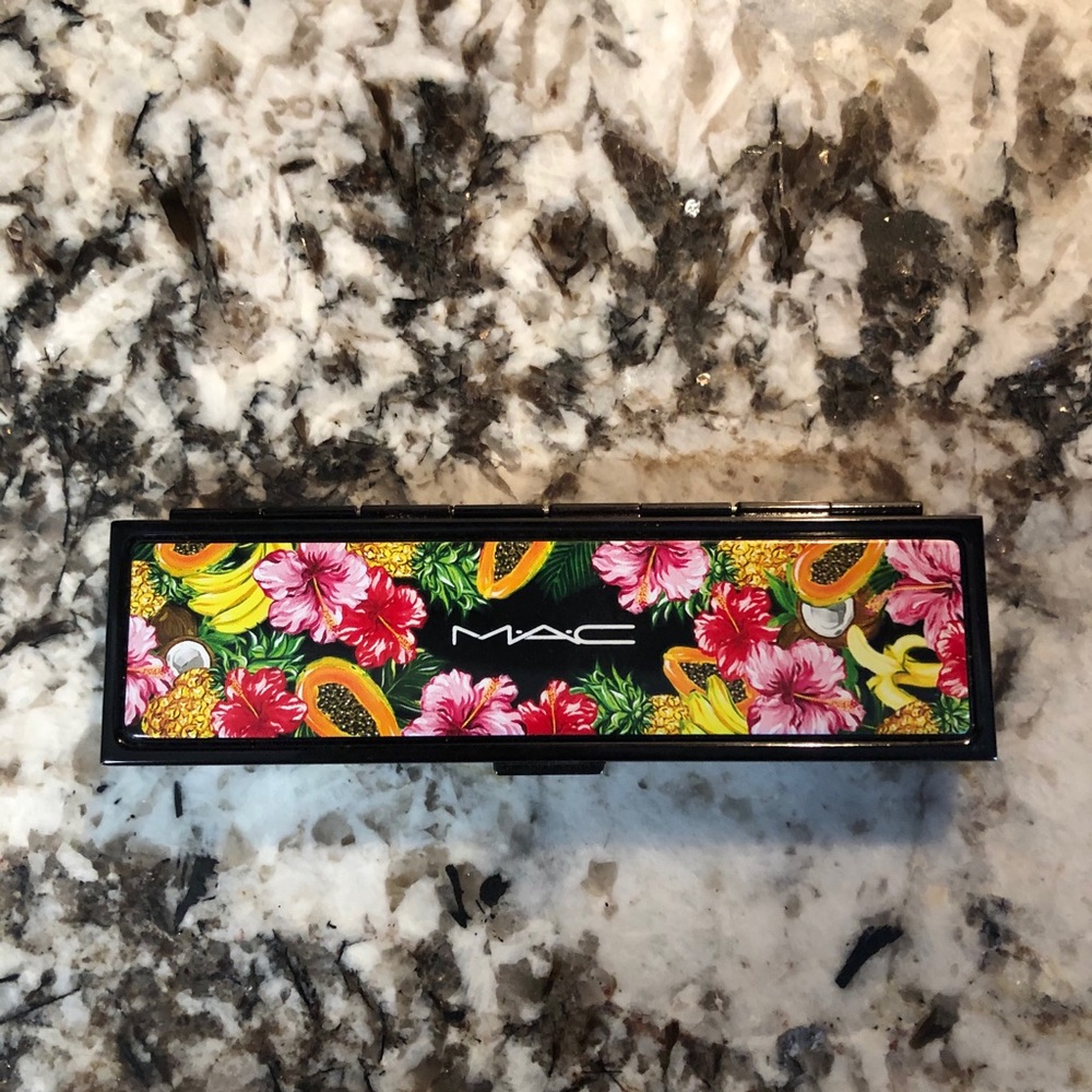 NIB MAC Fruity Juicy Love in the Glades eyeshadow